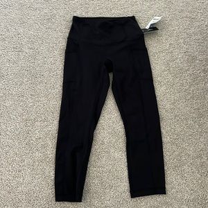 Yogalicious Lux Capri Leggings